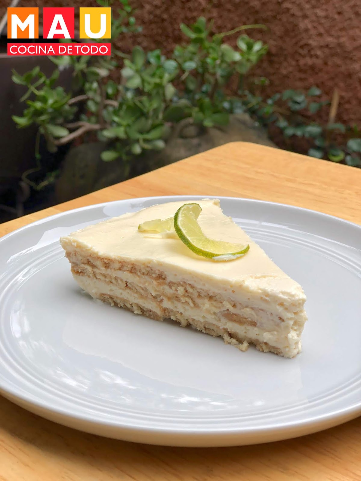 Mau Cocina de Todo Pay de Limón y Galletas Marias (Carlota de limon)