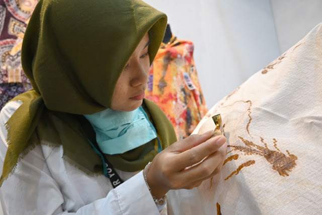 Mencanting Batik di Gallery Taman Budaya Sumbar