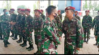 Komandan Puskopaska Memberikan Pembekalan Kepada Mantan Siswa Dikcabaregsus Angkatan L