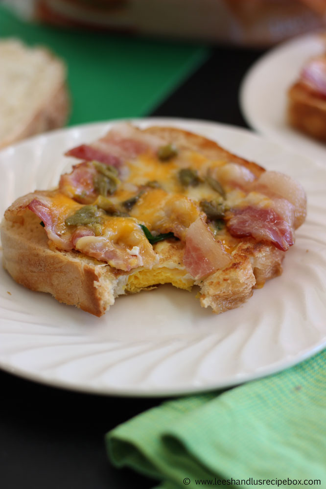 Leesh & Lu's Recipe Box Egg in a Hole Breakfast Sandwich