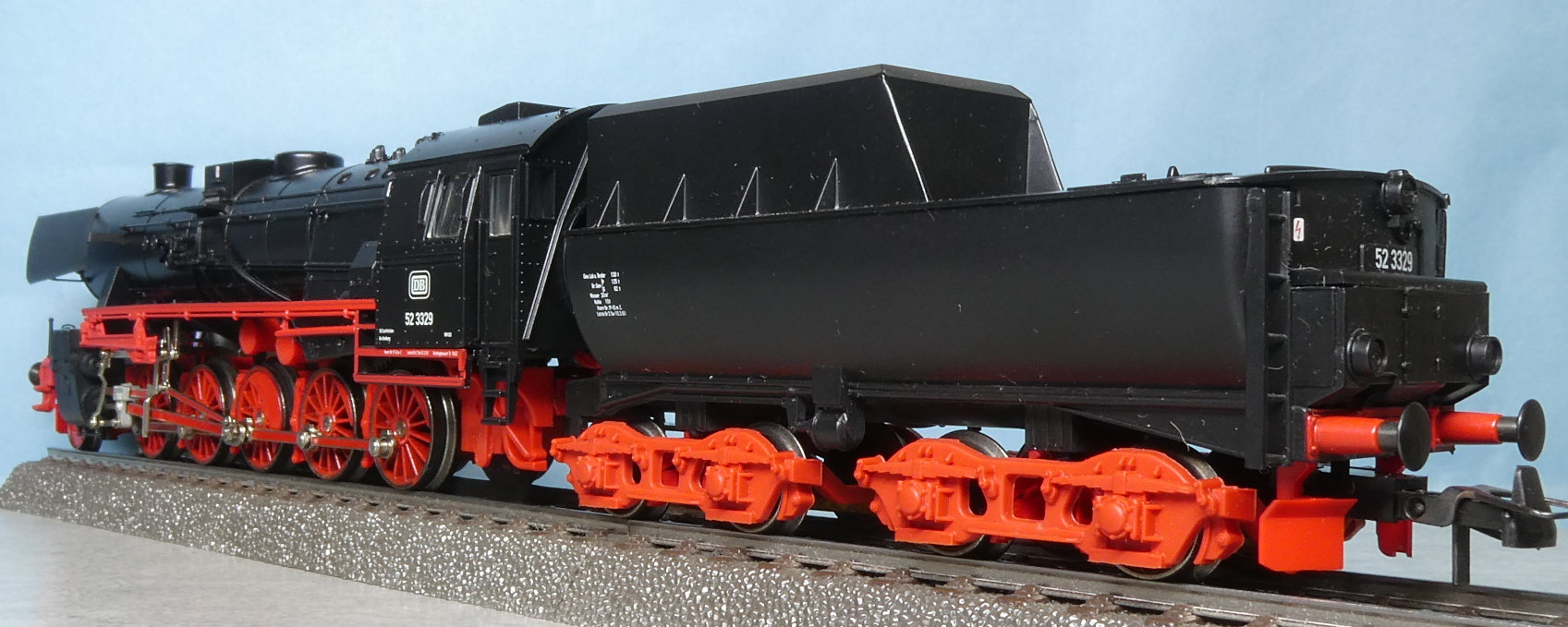 Baureihe 52 1/35　 鉄道　模型　機関車 Amazon | トランペッター 1/35 ドイツ軍用蒸気機関車 BR52 00210