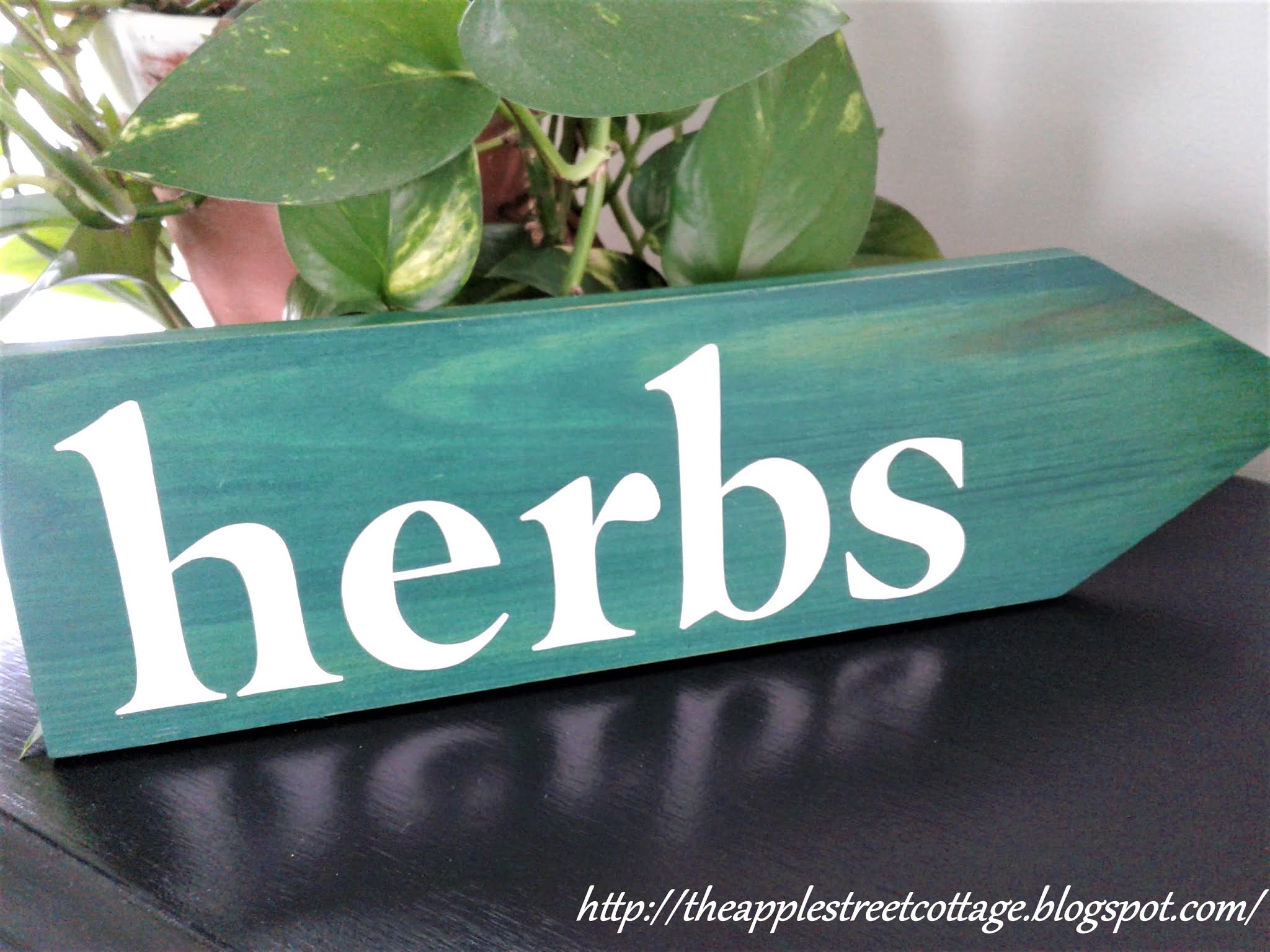 Follow The Yellow Brick Home SpringtoSummer Inspo Thursday Favorite