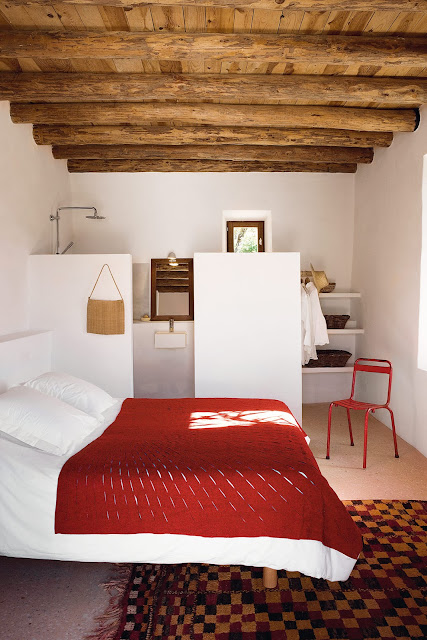 The summer retreat of Nani Marquina in Ibiza