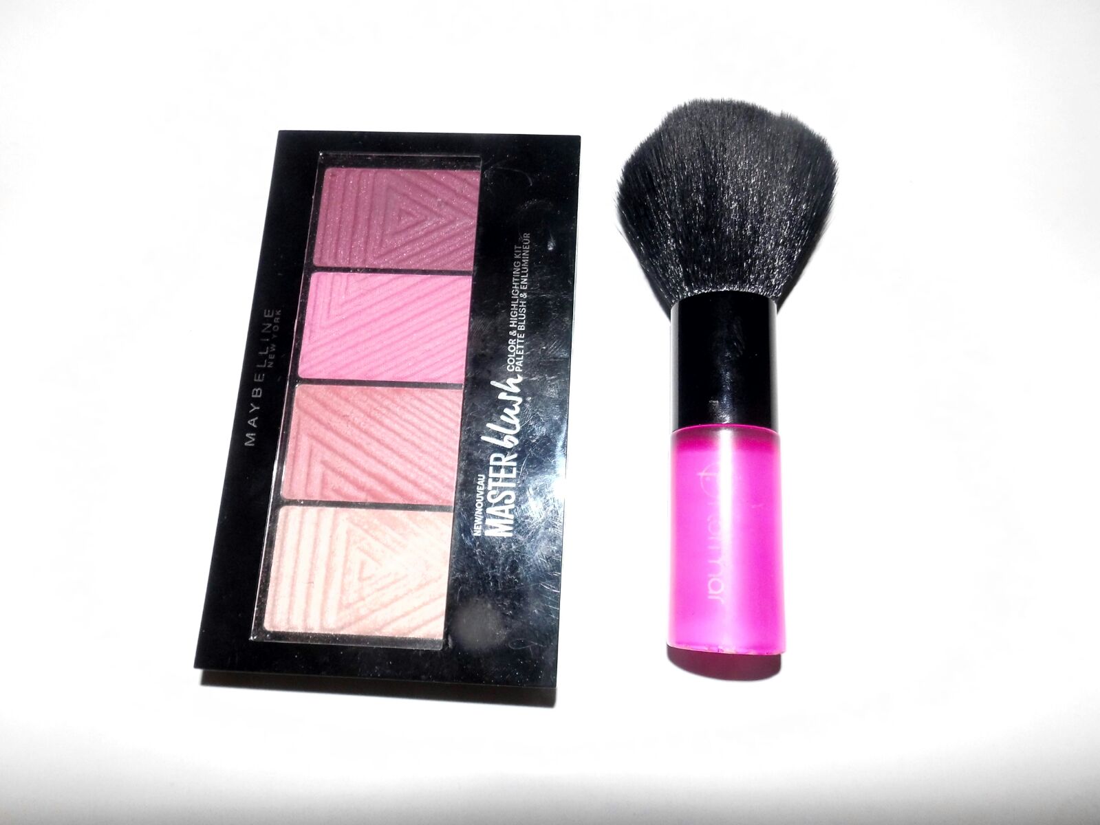 Maybelline Master Blush allık paleti incelemesi Maybelline Master Blush allık paleti incelemesi