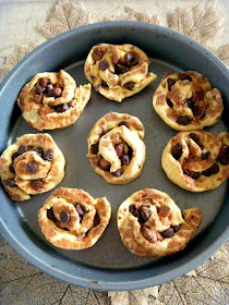 Quick and Easy Chocolate Chip Cinnamon Rolls: Heavenly chocolately breakfast pastries! - Slice of Southern