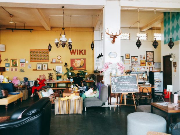 Yuk Santuy di 11 Tempat Nongkrong Bandung Yang Lagi Hits Yuk Santuy di 11 Tempat Nongkrong Bandung Yang Lagi Hits