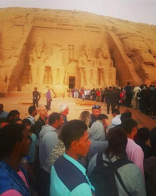 تعامد الشمس على وجه الملك المصري رمسيس الثاني - ٢٢ أكتوبر