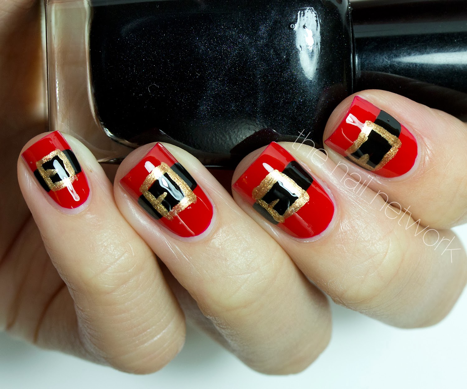 The Nail Network Tdocnas Day 8 Santa S Belt Nail Art