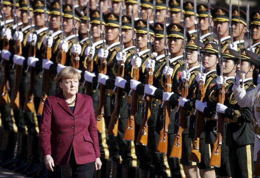 Εφιαλτική προειδοποίηση της Μέρκελ για πόλεμο στα Βαλκάνια εξαιτίας των προσφύγων  