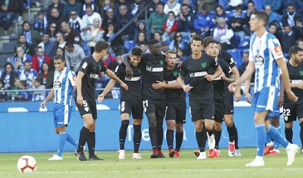 El Málaga saca un punto del difícil campo de Riazor (1-1)