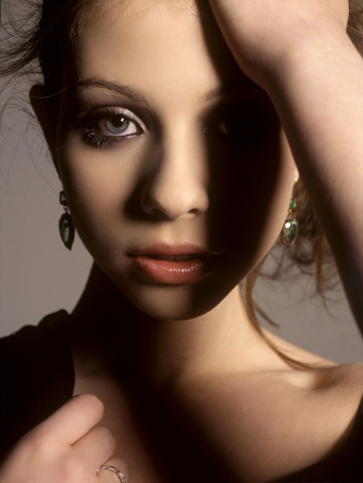 Michelle Trachtenberg – Esquire Magazine 2005