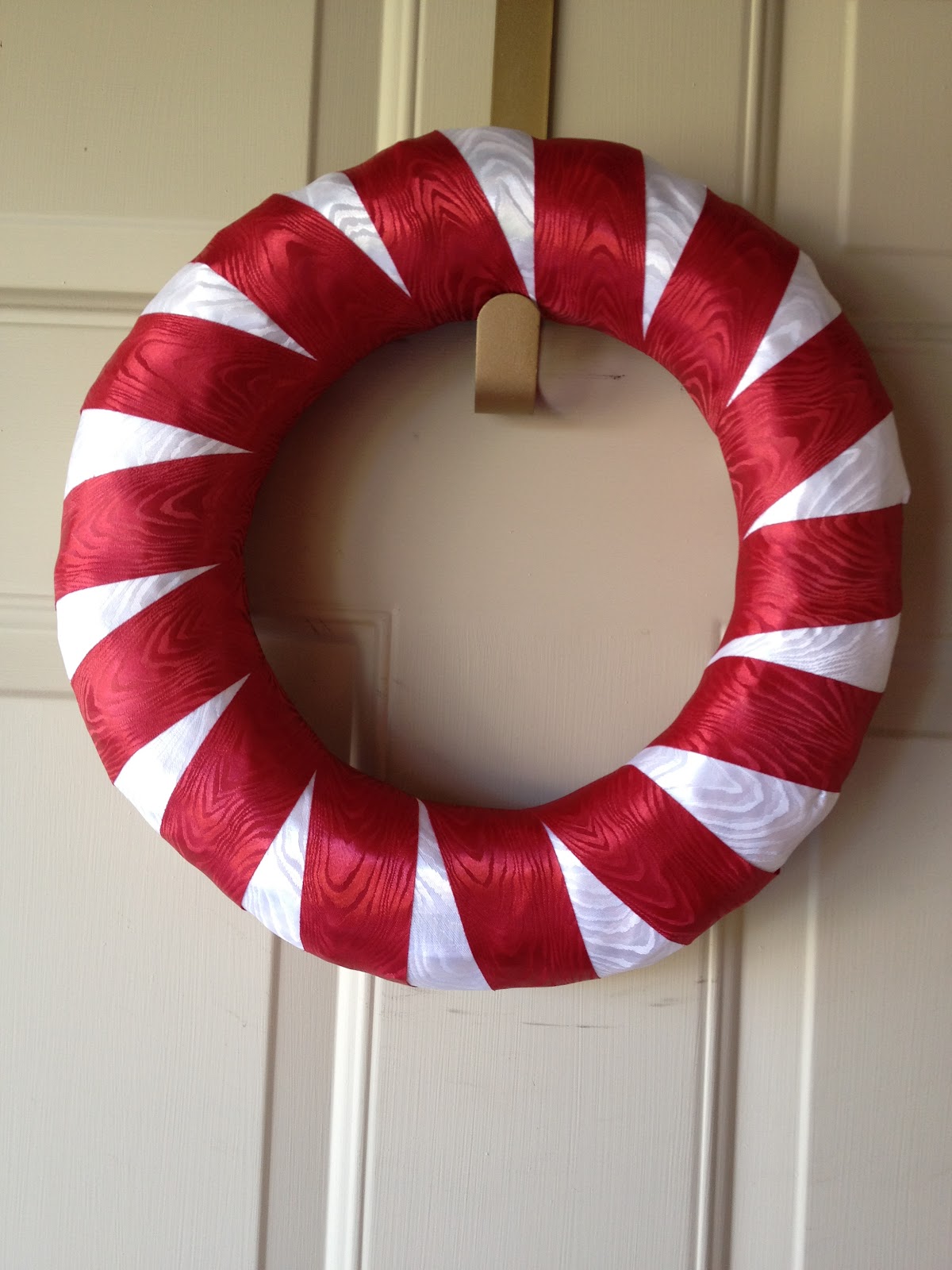 Katie's Ribbon Wreaths Peppermint/Candy Cane Wreath