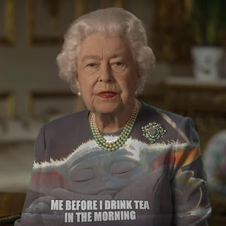 La reina de Inglaterra se pone un traje verde croma e Internet hace su magia. 13 2024