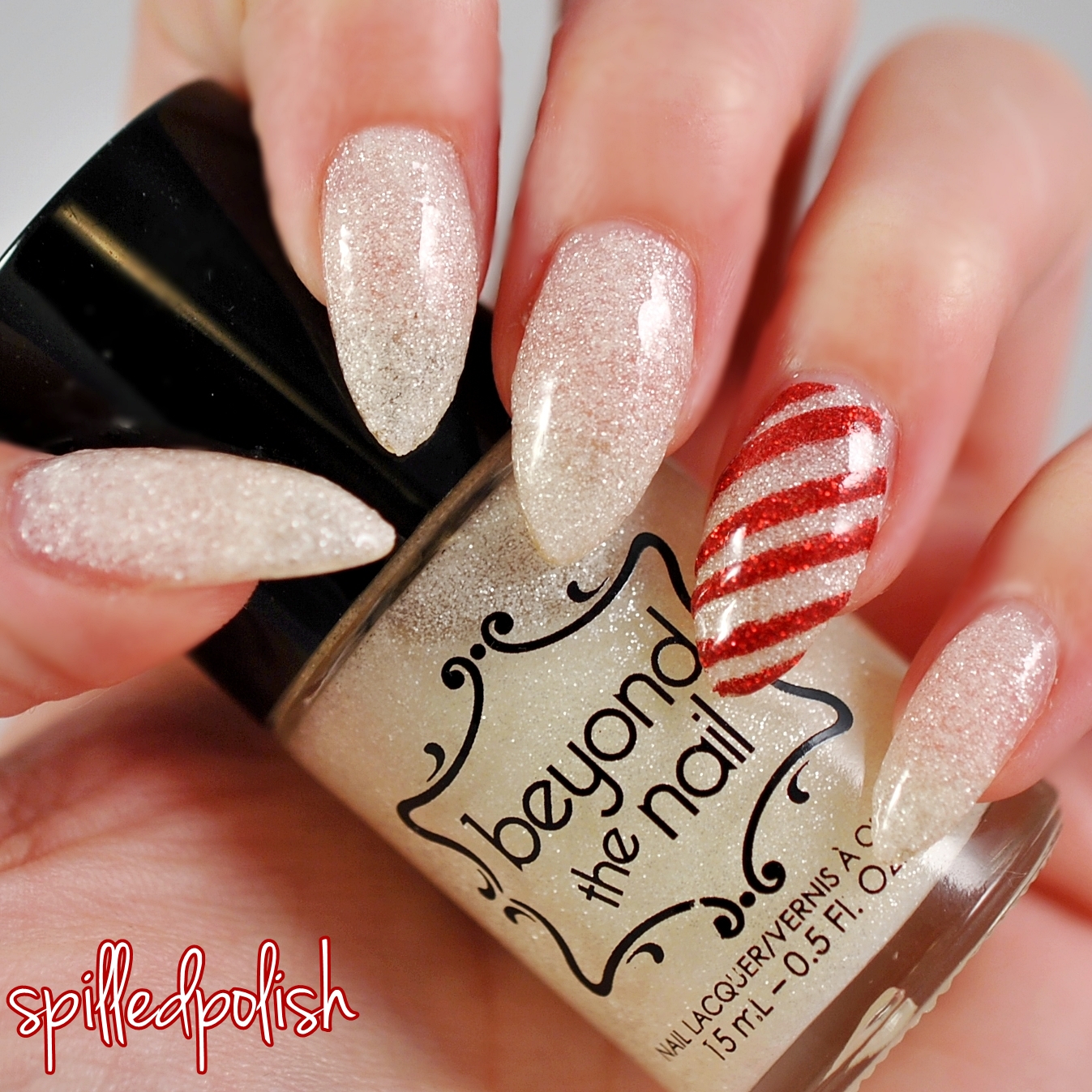 spilledpolish Simple Candy Cane Accent Nail