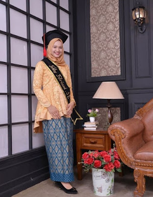 model kebaya wisuda modern terbaru model kebaya wisuda modern terbaru