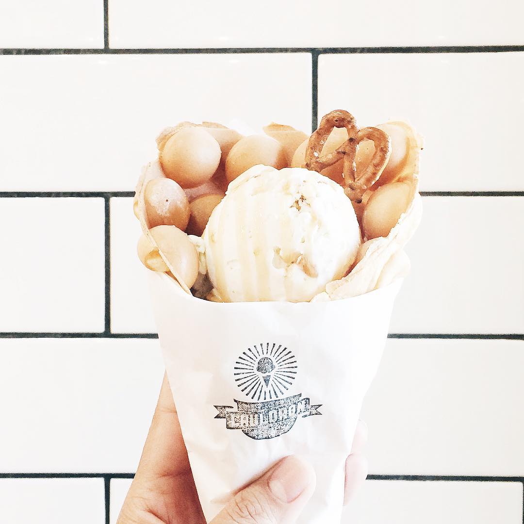 A boy and his perverted oneesans' happy h apartment life прохождение. Happier h. Happier h. Happier h. мать и дочь лежа на траве.