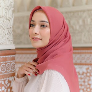 Hijab VOAL LASERCUT Segi Empat - Black Pink Aye Aye Trutued tod