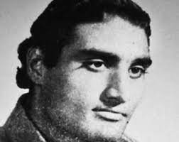 बेटे के वियाेग में लिखा था गीत‚ लोगों ने सुपरहिट बना दिया (Ae Malik Tere Bande Hum)