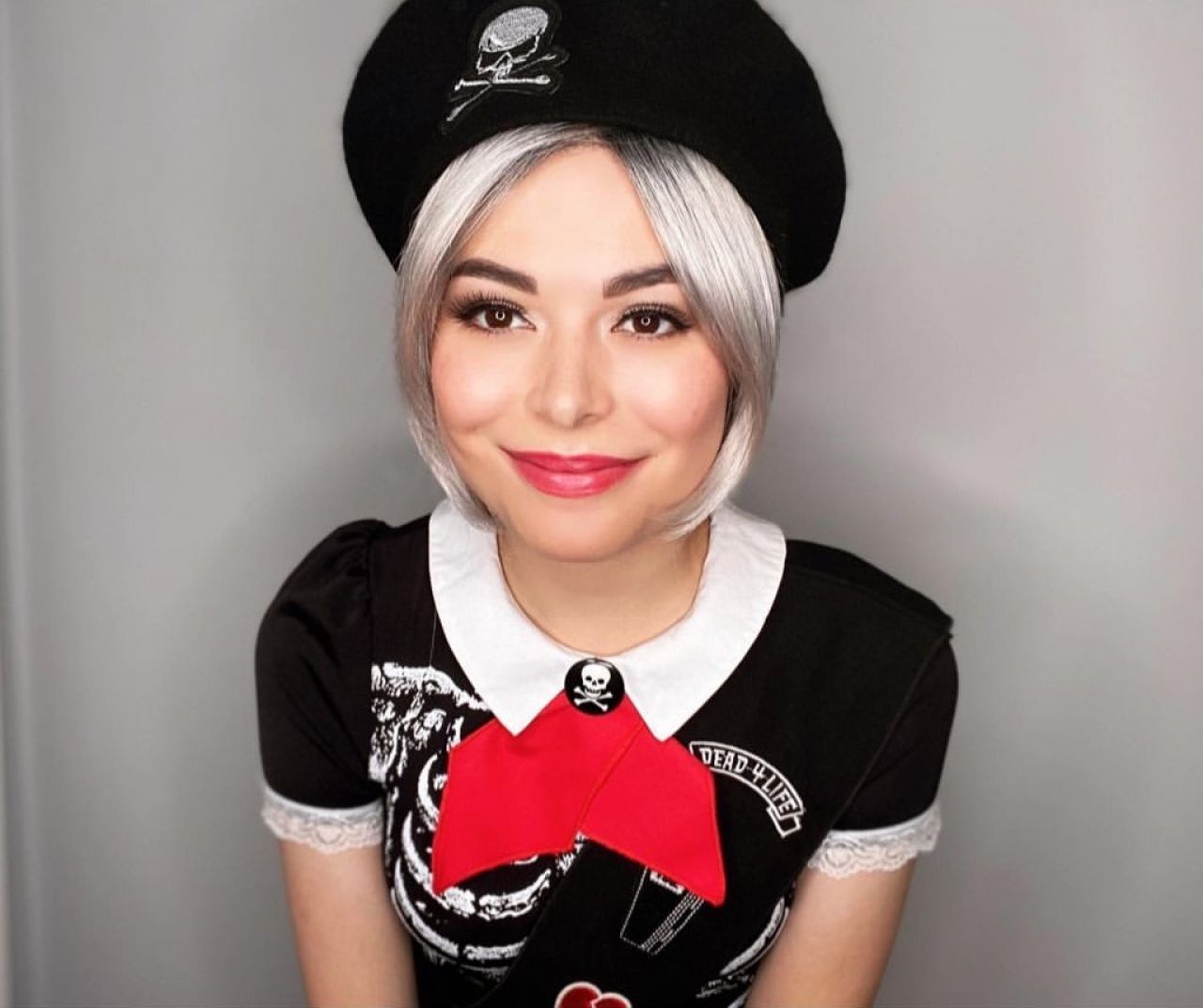 labels miranda cosgrove share