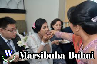 Acara Marsibuha-Buhai Pada Prosesi Pernikahan Suku Batak