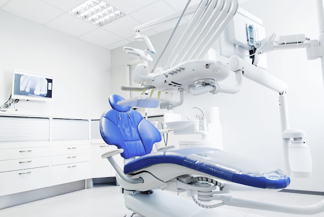 Studio moderno dentare completamente attrezzato