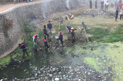 BARU TIGA MINGGU SUNGAI GARUDA KEMBALI DIBERSIHKAN