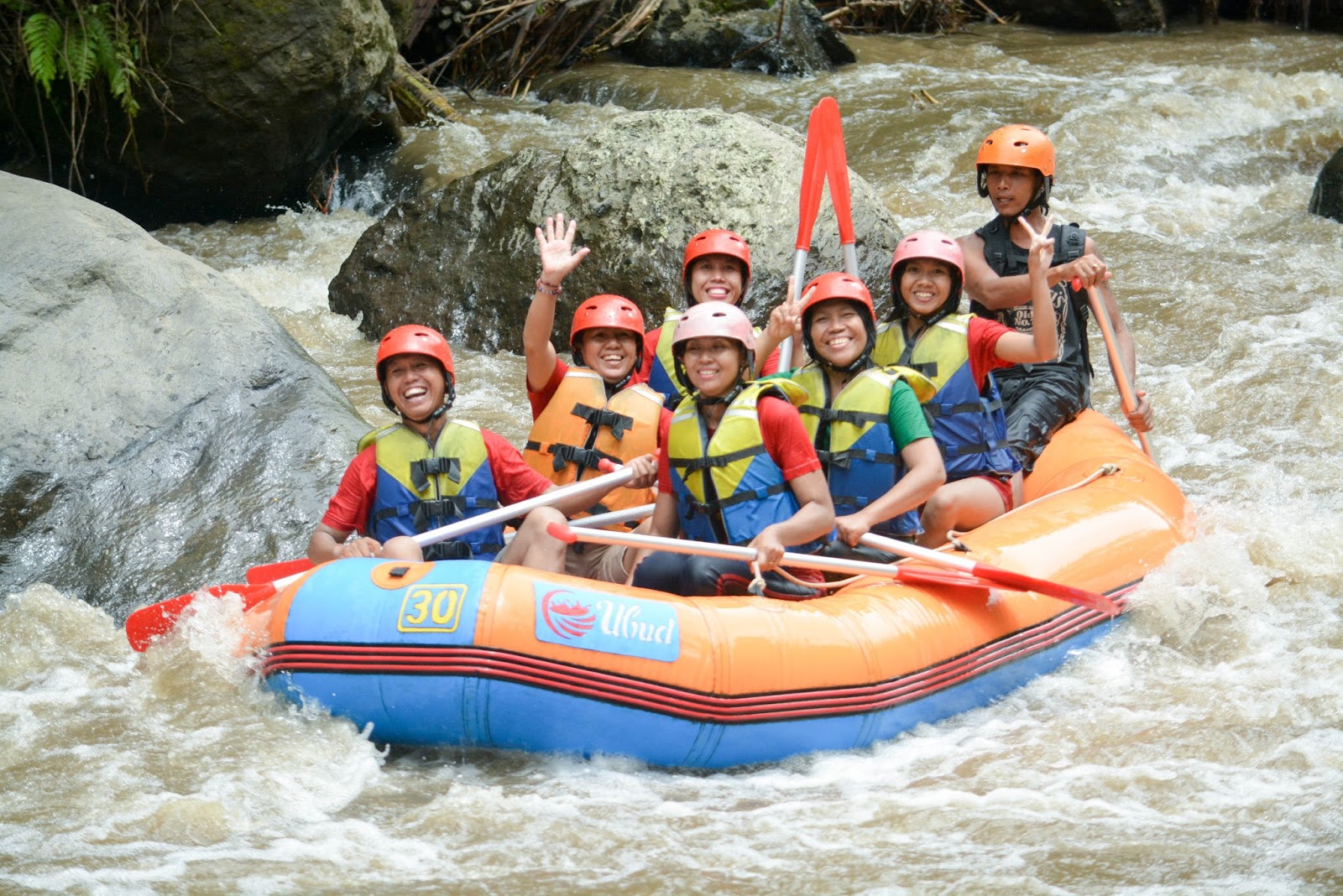 BALI WHITE WATER RAFTING BALI TOUR