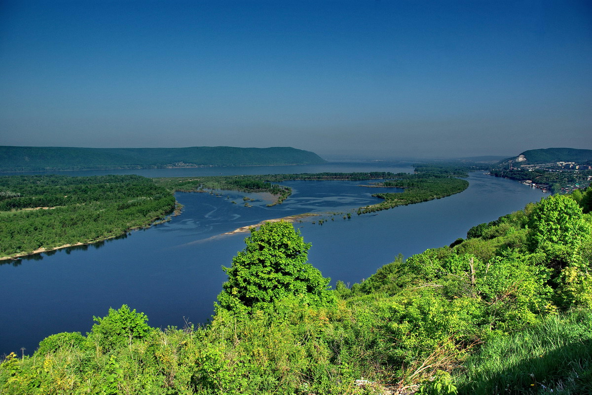 Река относится к группе. Река Дон Дунай Днепр Волга. Волга река. Великая река Волга. Река Волга Приволжье.