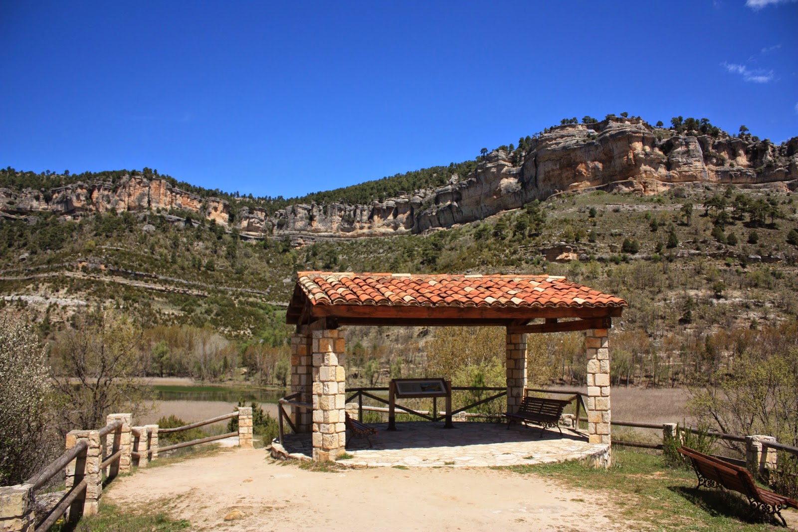 ruta moto por la Serrania de Cuenca y Parque natural del Alto del Tajo