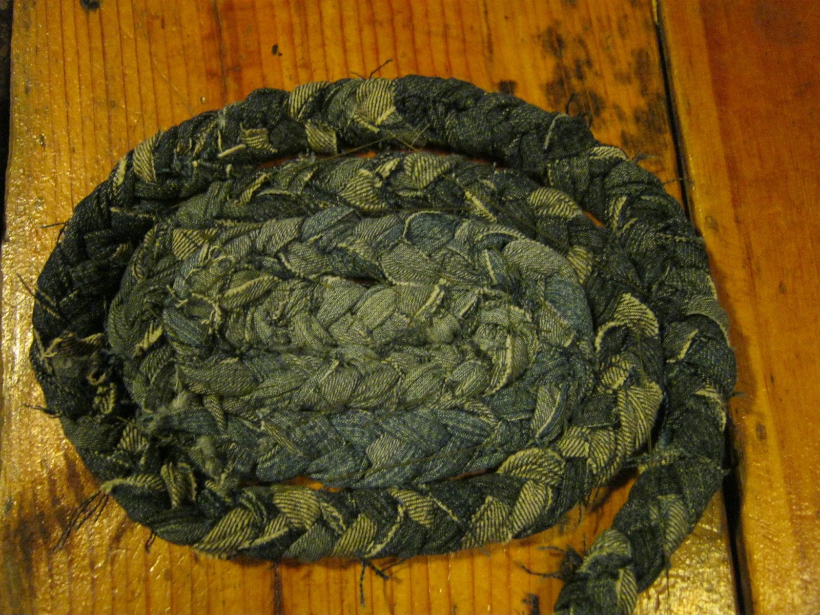 The Wookie/Romulan Craft Crossover Braided Denim Rug Tutorial