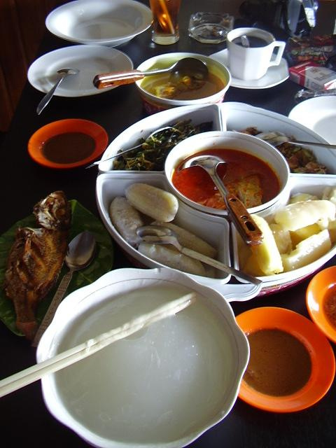 TERNATE AKU CINTA: Makanan Khas Tradisional Maluku Utara