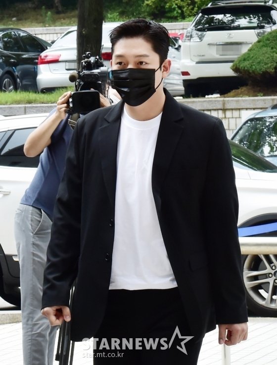 Choi Jong Bum gets 1 year jail sentence at appeal trial