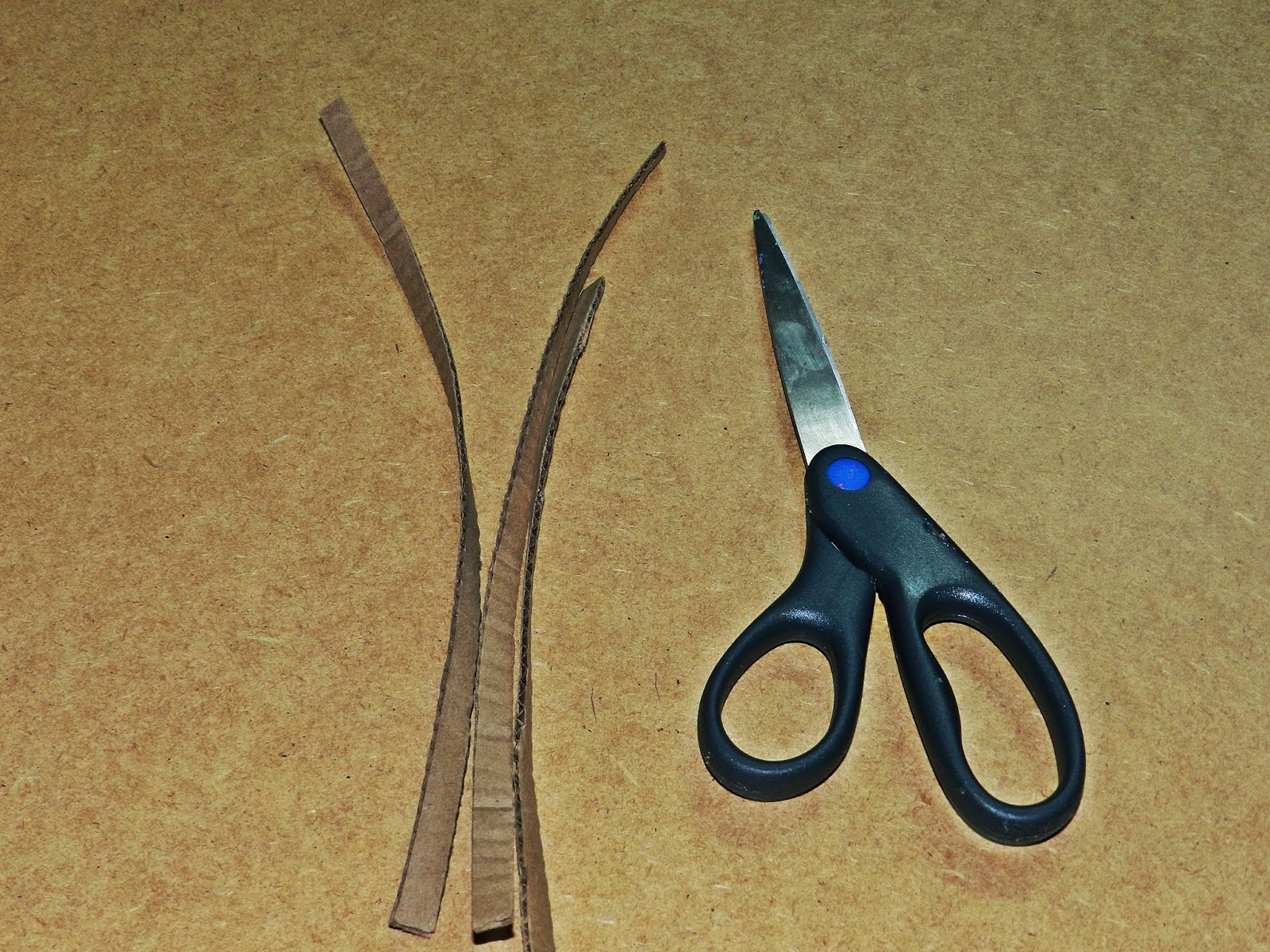 Creative DIY crafts Cardboard crafts