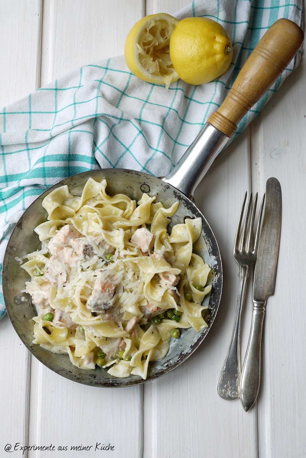 Experimente aus meiner Küche: Lachs in Zitronen-Sahne-Soße