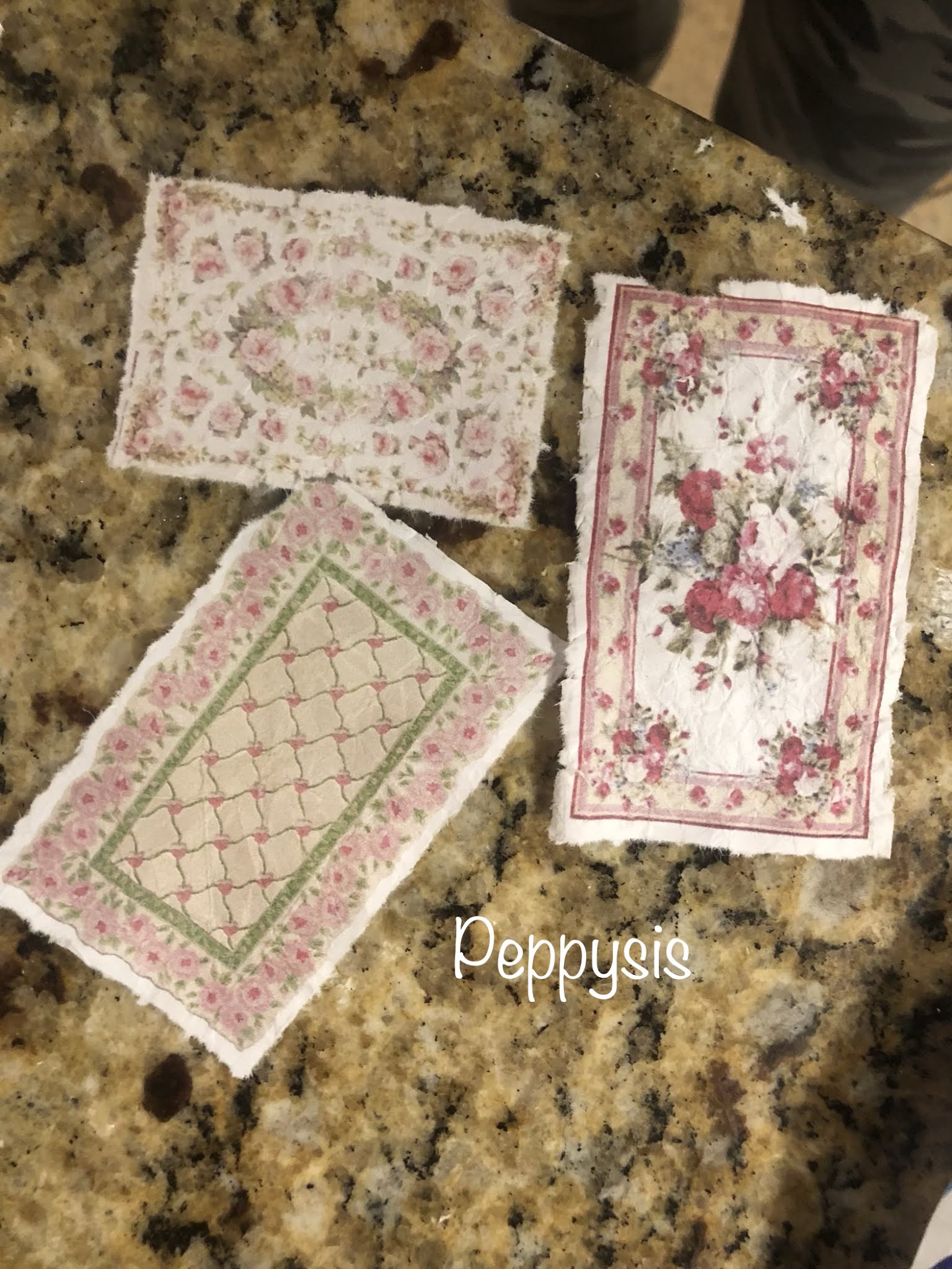 peppysis: Miniature Paper Rugs