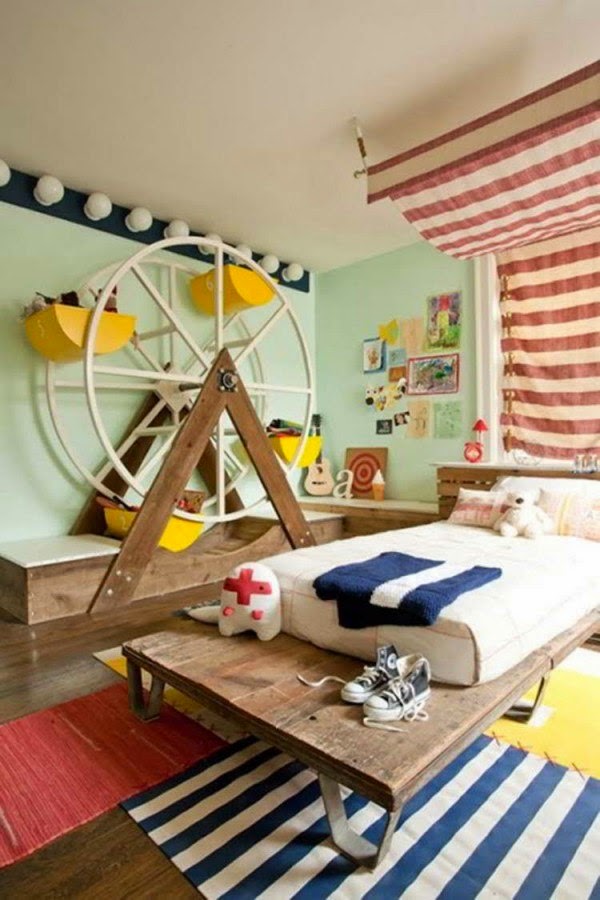 Bedroom Decorated with Beach Theme
