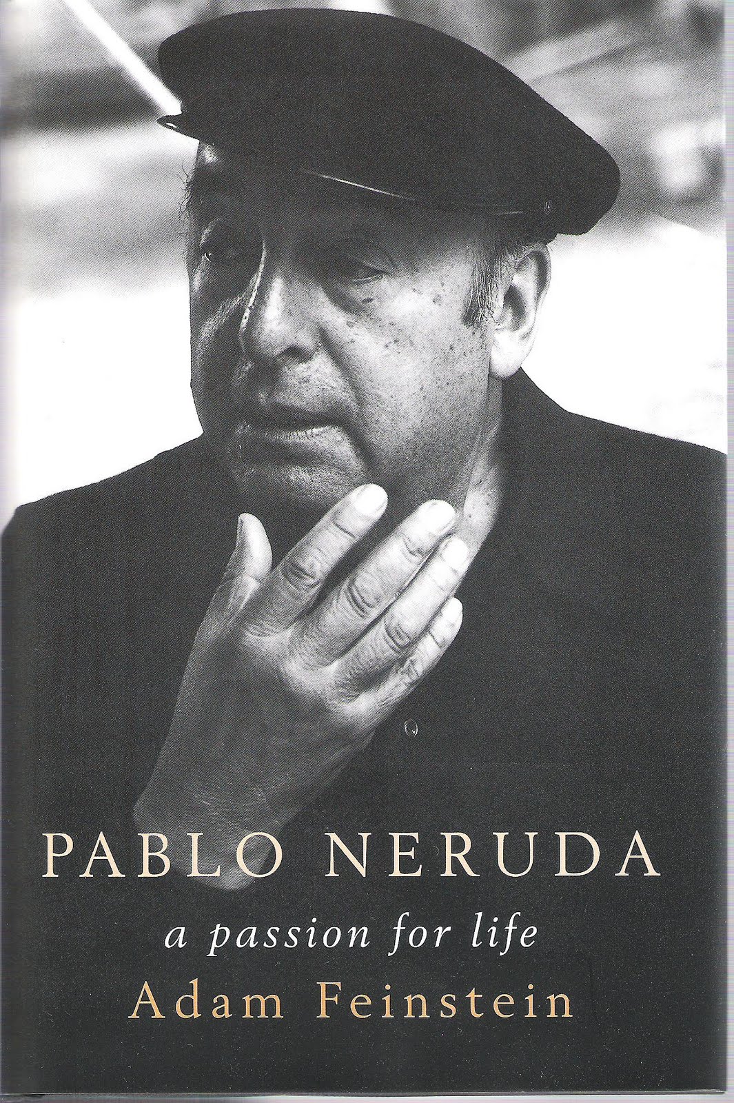 Чилийский поэт. Пабло Неруда. Pablo Neruda books. Пабло Неруда поэт. Неруда Лоркой.