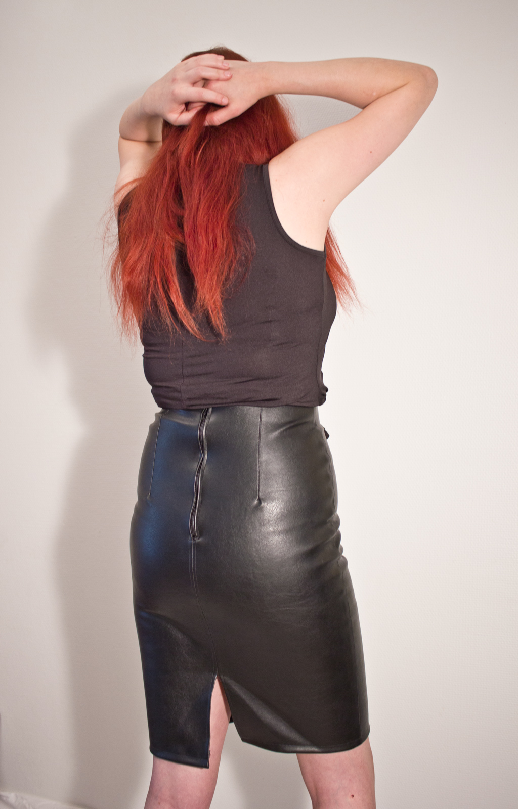 PlasticDreams: PU Leather pencil skirt