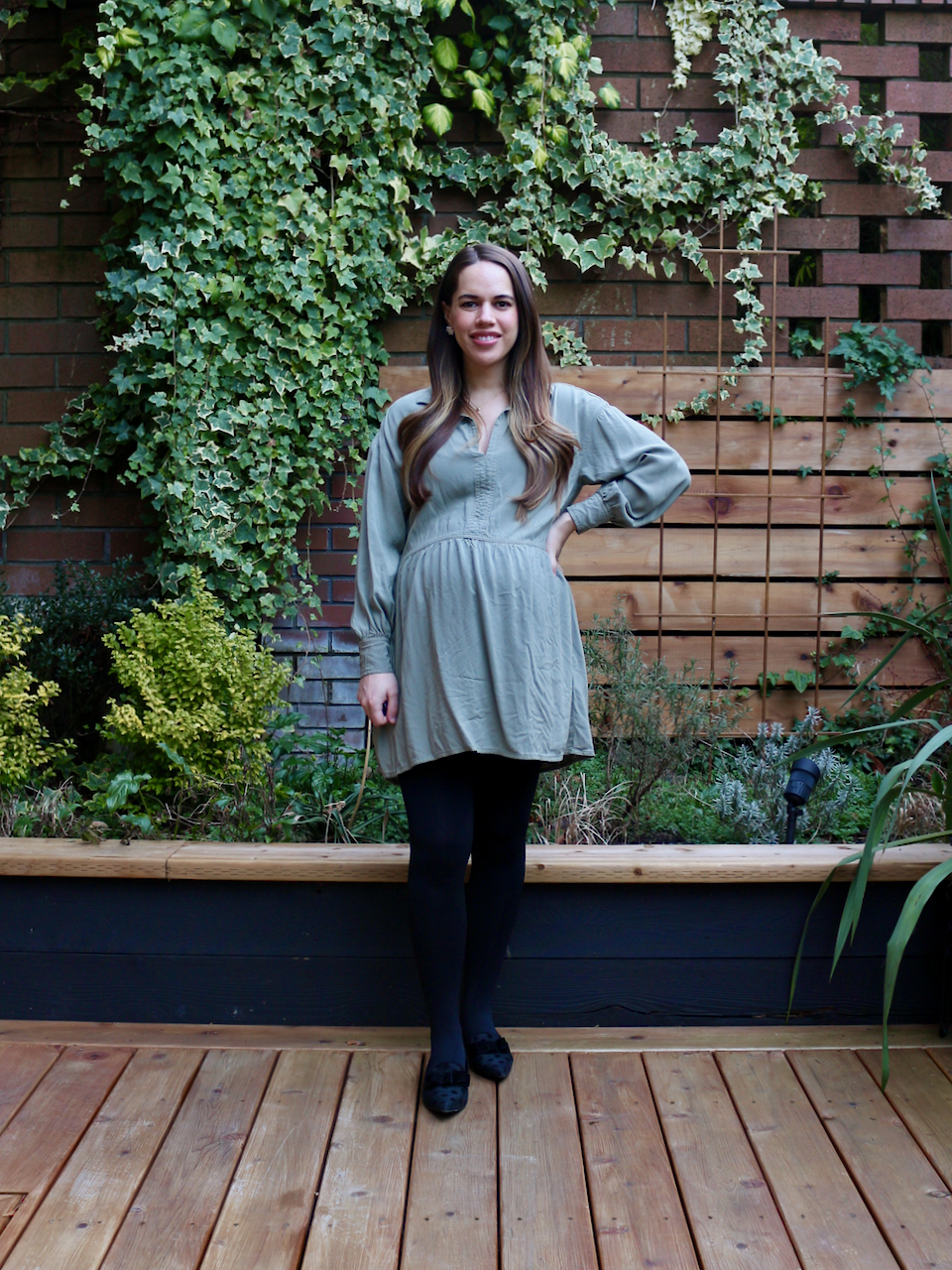Jules in Flats - Airy Long Sleeve Swing Dress (Business Casual Workwear on a Budget)