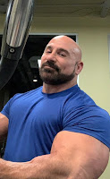 Bodybuilder Hulk with Sexy Big-Bodies