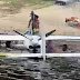 Vídeo: Avião de pequeno porte cai no Rio Negro em Manaus e piloto abandona local do acidente