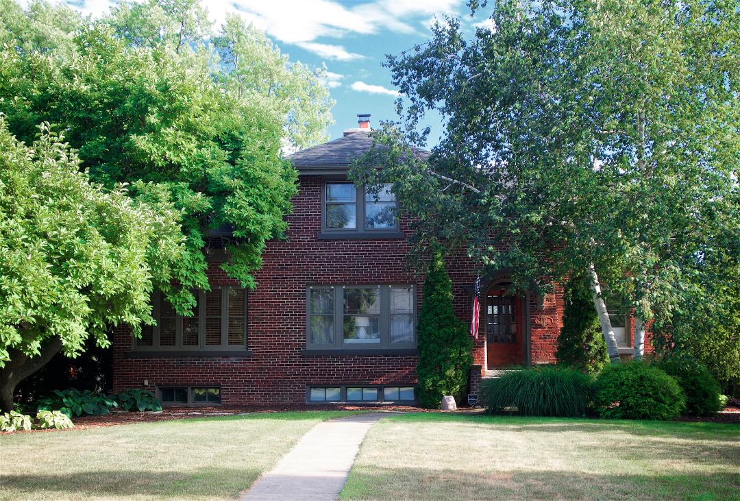 Historical Society of Greater Lansing 2018 Moores River Drive Home Tour