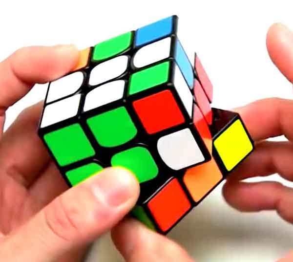 How to Solve a Rubik's Cube (Easy Move Notation) Know How The Easest