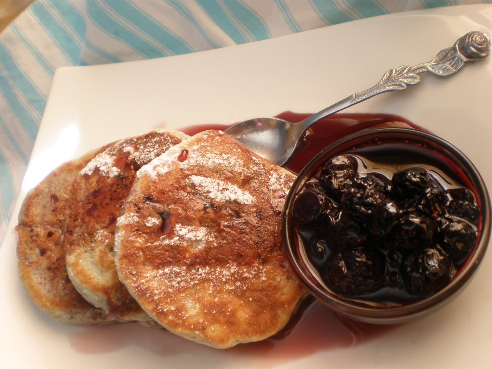 The InTolerant Chef ™ Beautilicious Blueberry Souffle Pancakes with