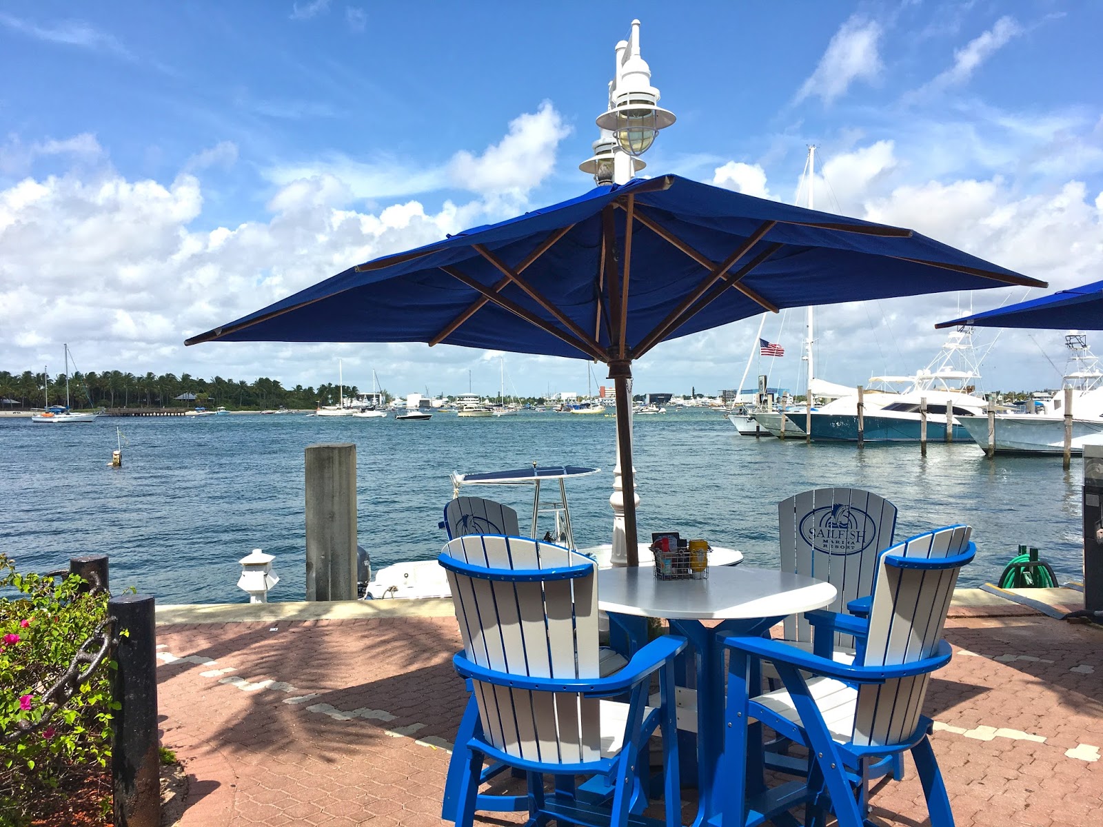 Marina Grande Condos