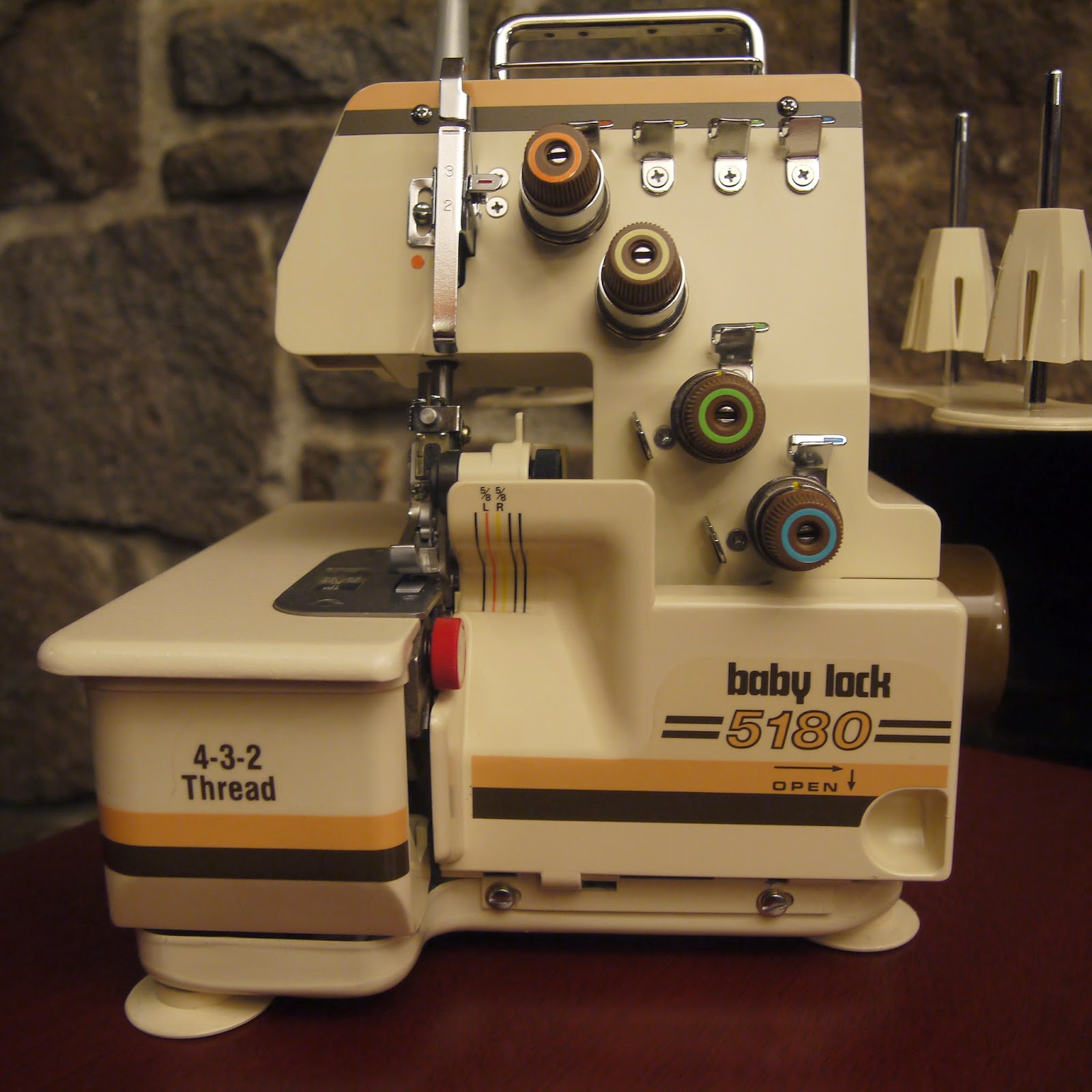 Tight Acres Baby Lock 5180 4Thread Overlocking Machine