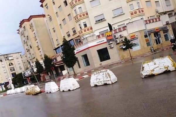 عاجل..المغرب يقرر تشديد الإجراءات الإحترازية والوقائية وإغلاق المنافذ بمدينة طنجة ابتداء من منتصف الليل✍️👇👇👇