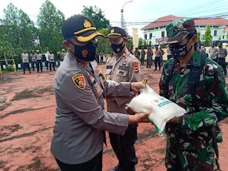 Pimpin Apel Penyerahan Bantuan Sosial 10 Ton Beras, Begini Arahan Kapolres Sinjai