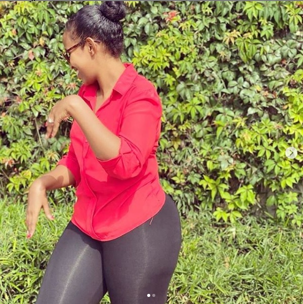 Kwani Alijaribu Kufuga Kunguru? Sultry PHOTOs Prove That BEN KITILI’s Wife is a Typical Slay Queen Who Couldn’t Sustain a Marriage For More Than Two Years