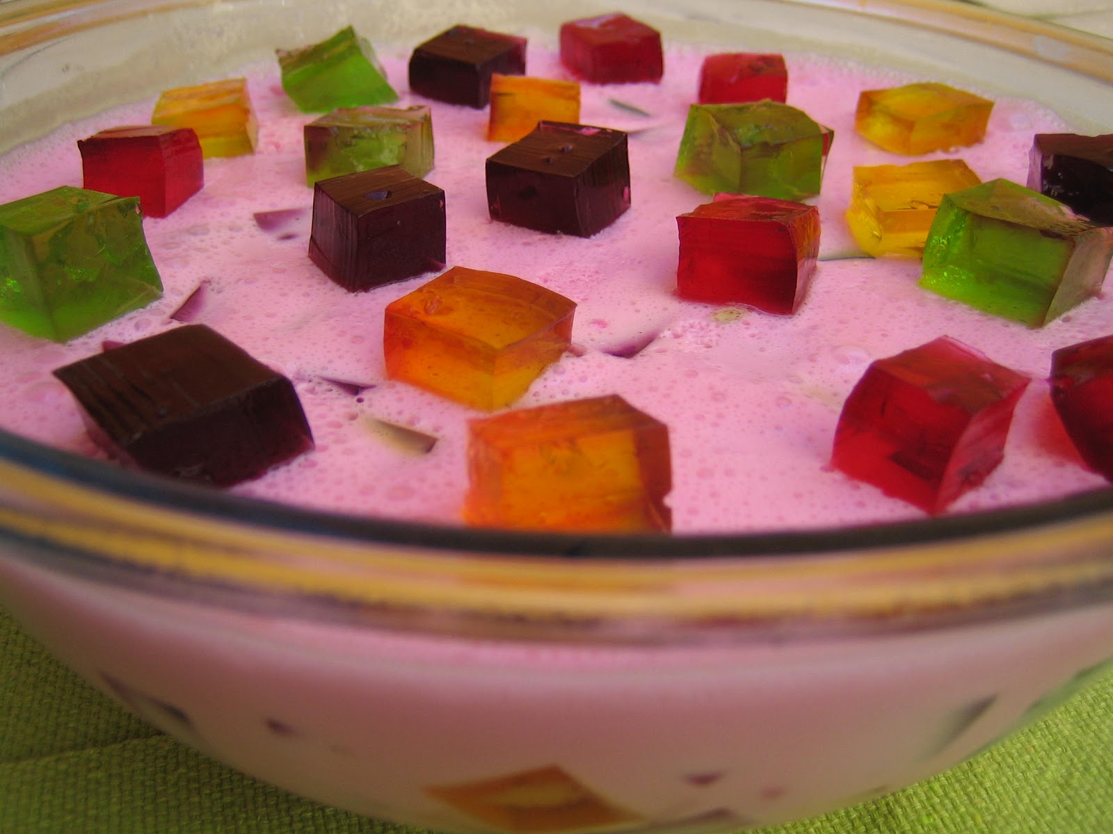 Ednaldo na cozinha Gelatina Mosaico